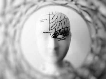 Mózg rozpoznaje twarze bez udziału świadomości